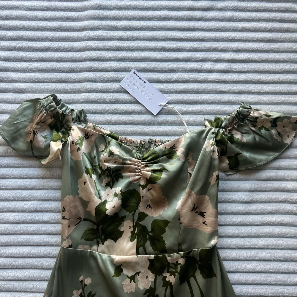 Reformation Sianna Silk Dress in Tarragon - Picture 7 of 13
